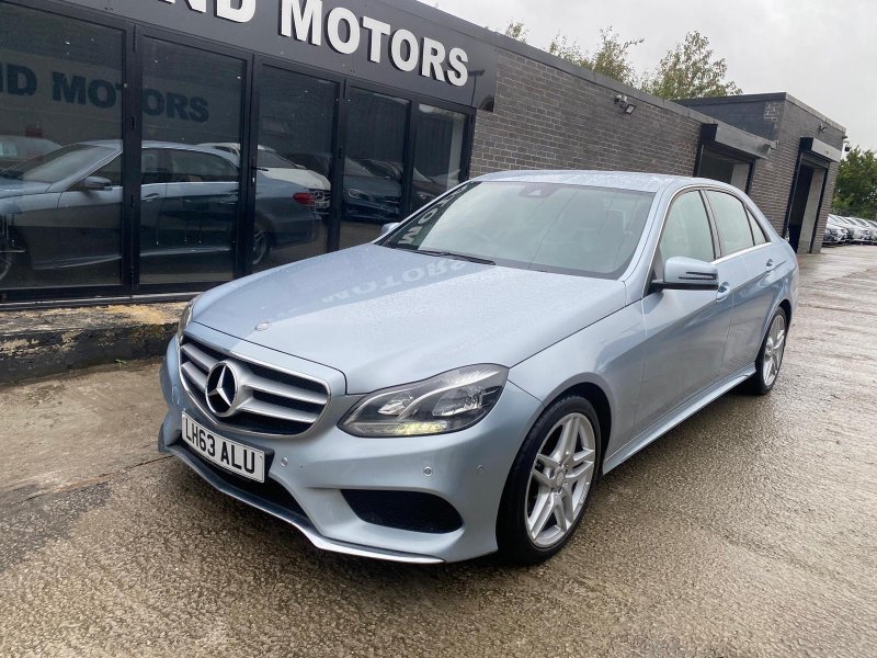 MERCEDES-BENZ E CLASS