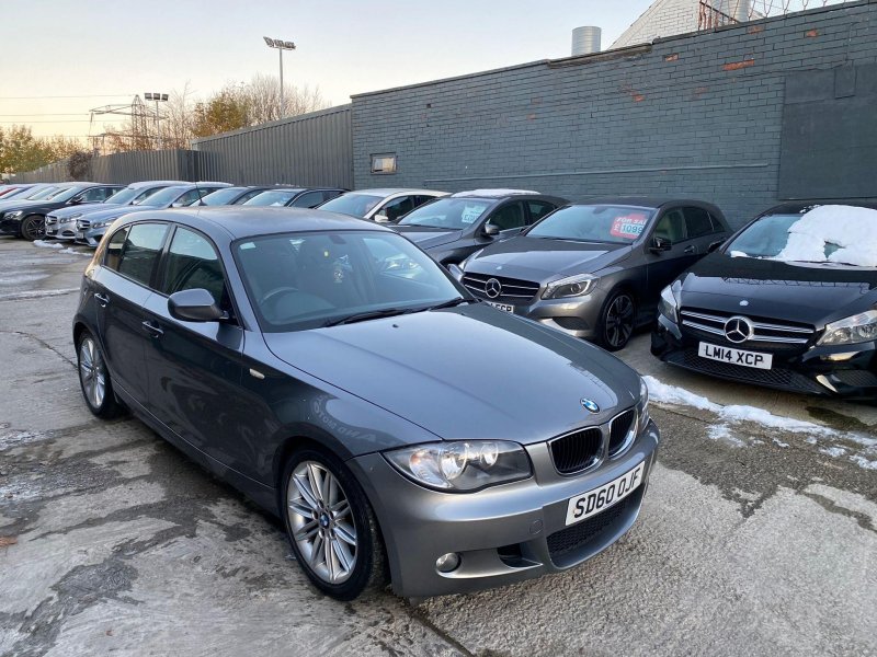 BMW 1 SERIES