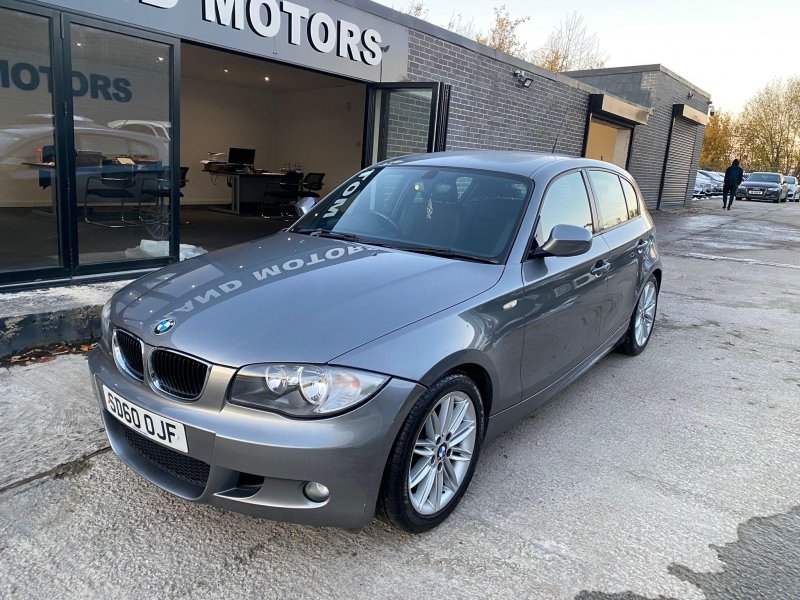 BMW 1 SERIES