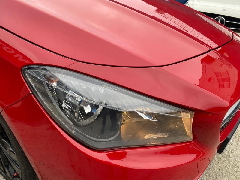 MERCEDES-BENZ CLA