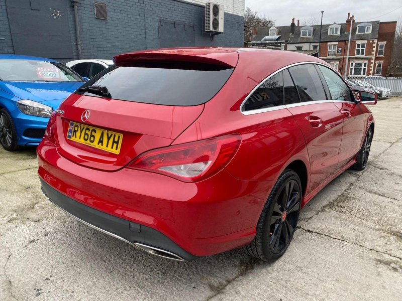 MERCEDES-BENZ CLA
