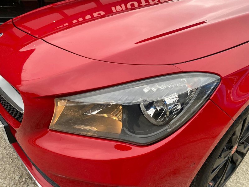 MERCEDES-BENZ CLA