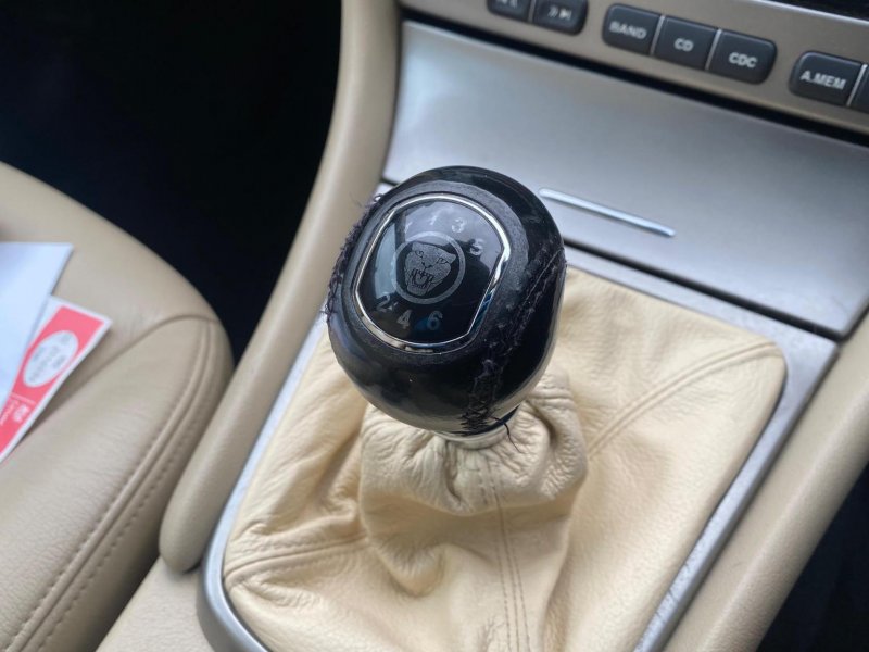 JAGUAR X-TYPE