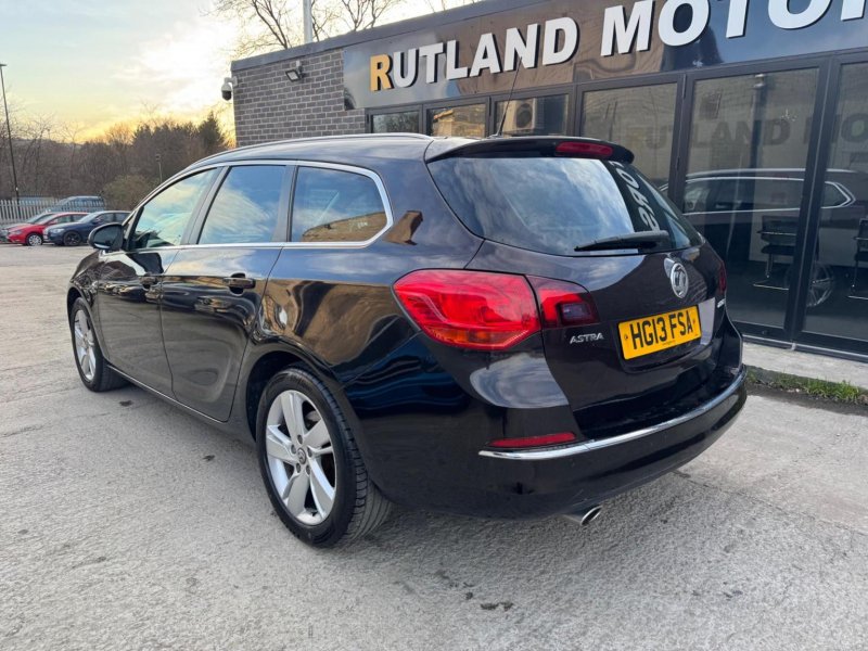 VAUXHALL ASTRA