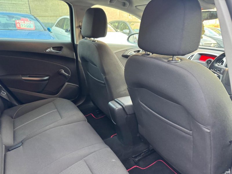 VAUXHALL ASTRA