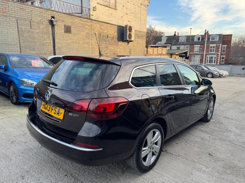 VAUXHALL ASTRA