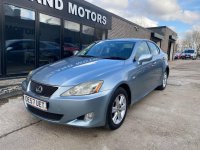 LEXUS IS