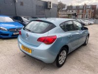 VAUXHALL ASTRA