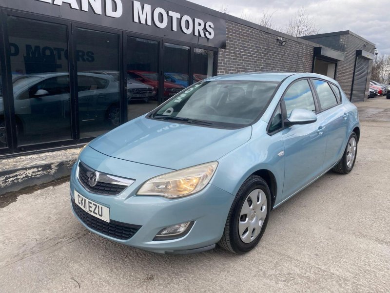 VAUXHALL ASTRA