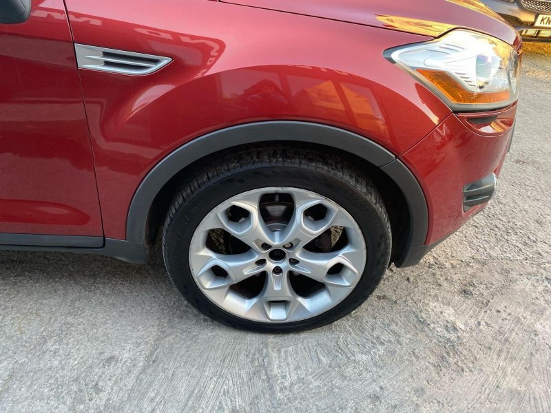 FORD KUGA