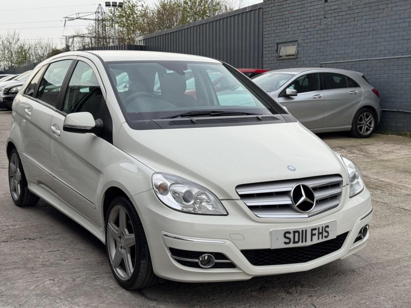 MERCEDES-BENZ B CLASS