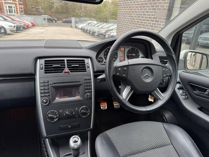 MERCEDES-BENZ B CLASS
