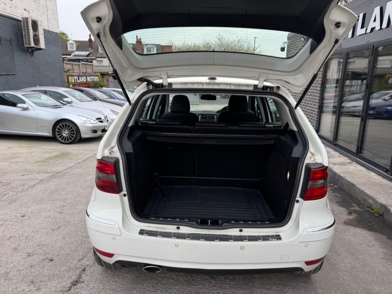 MERCEDES-BENZ B CLASS