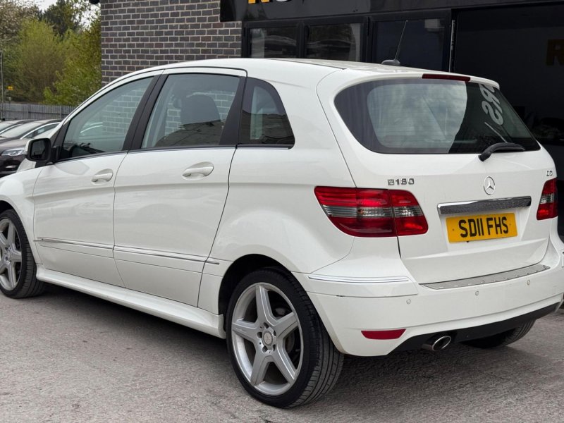 MERCEDES-BENZ B CLASS