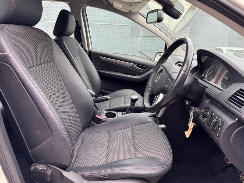 MERCEDES-BENZ B CLASS