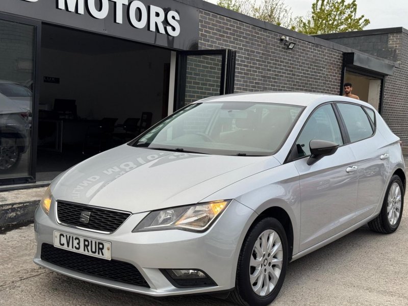 SEAT LEON
