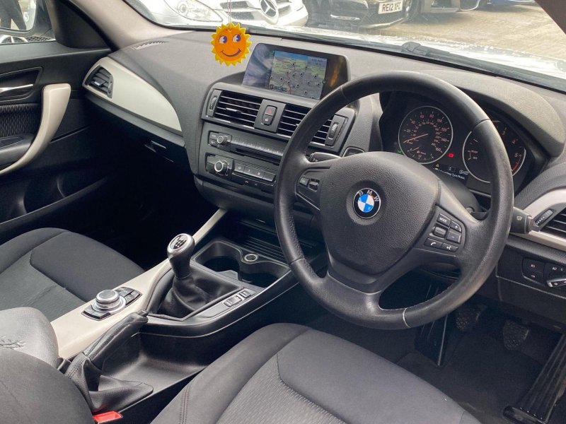 BMW 1 SERIES