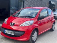 PEUGEOT 107