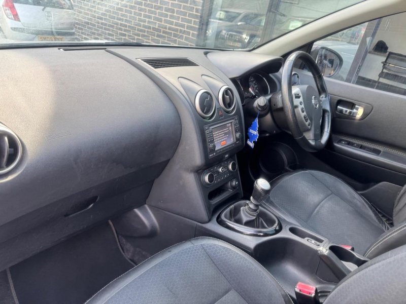 NISSAN QASHQAI+2
