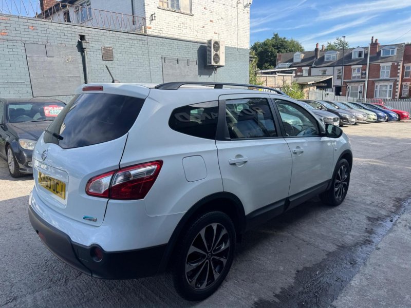 NISSAN QASHQAI+2