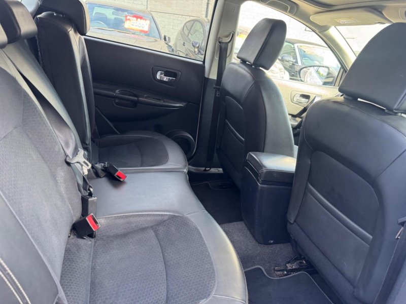 NISSAN QASHQAI+2