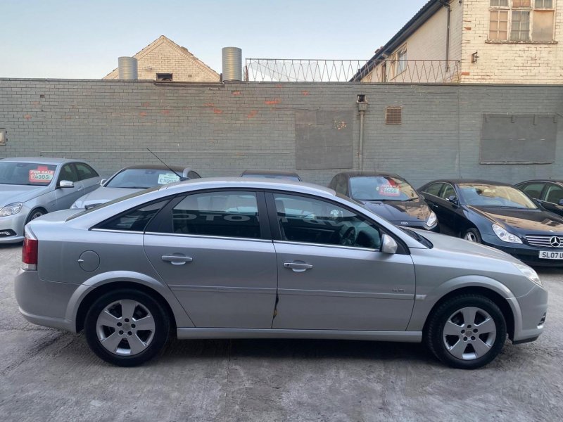 VAUXHALL VECTRA