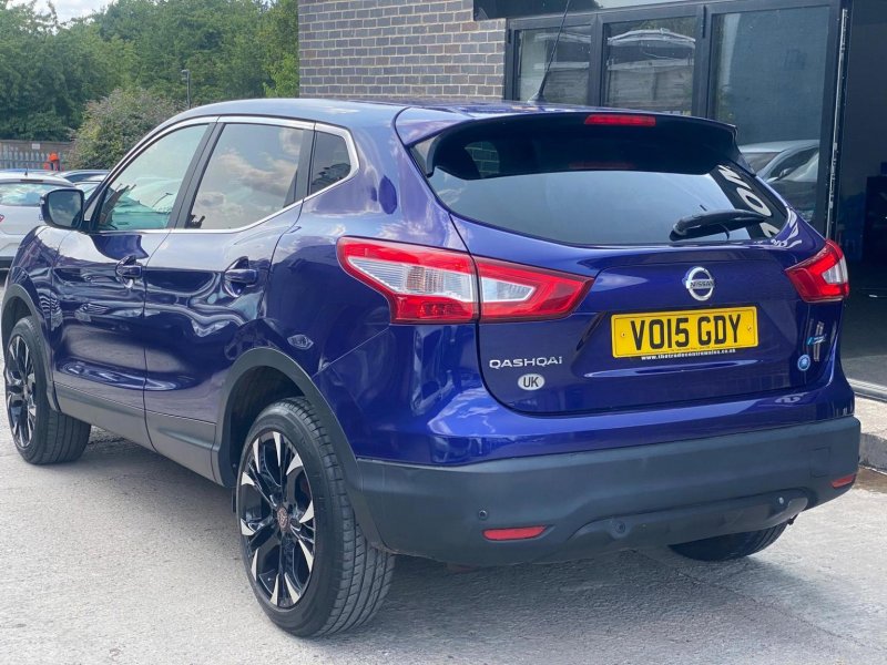 NISSAN QASHQAI